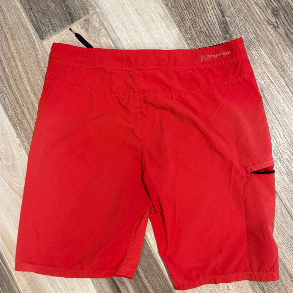 Hurley Red Board Shorts Sz xl - Picture 4 of 5